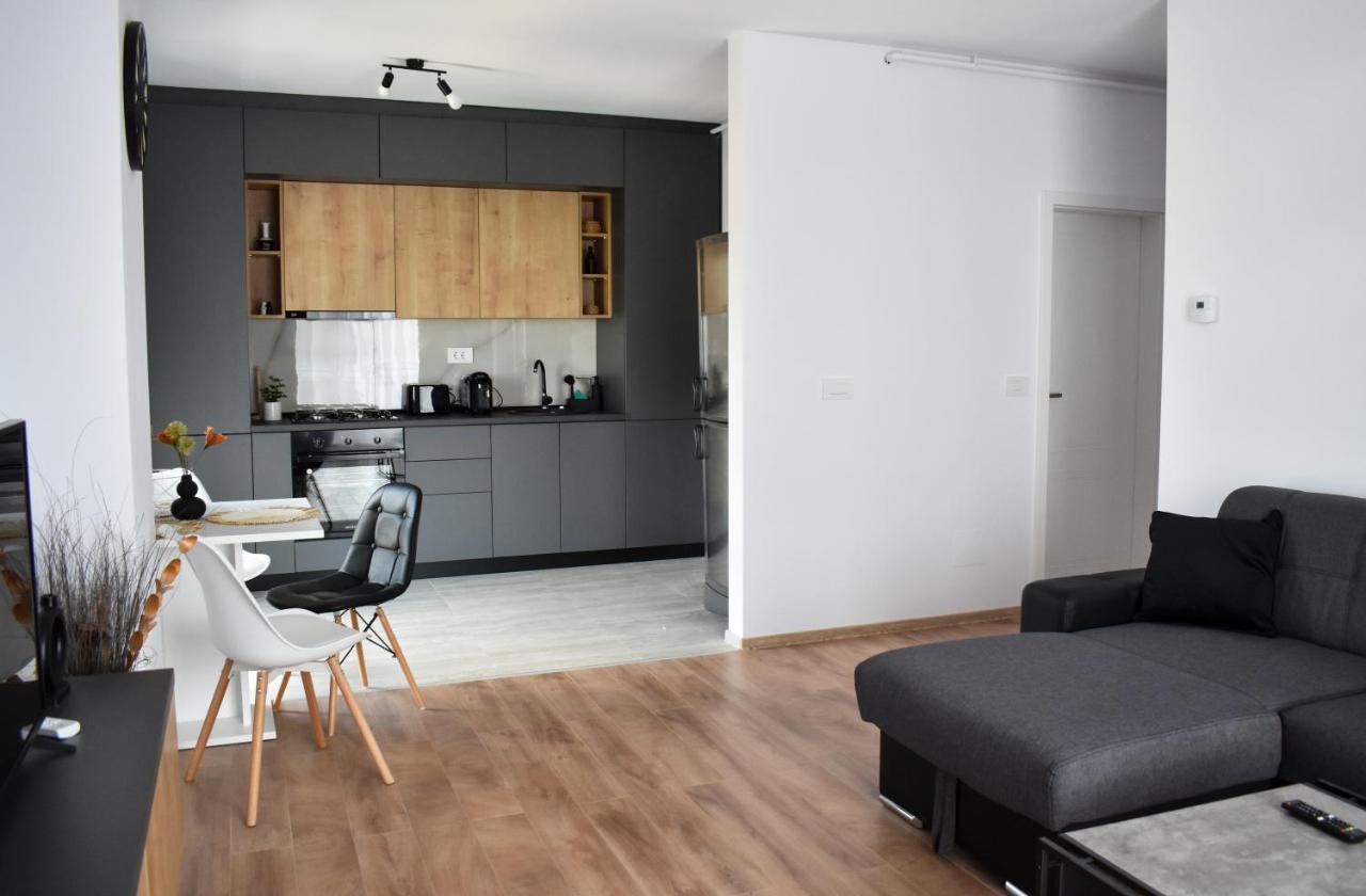 טימישוארה Sunset View Armoniei Apartament מראה חיצוני תמונה