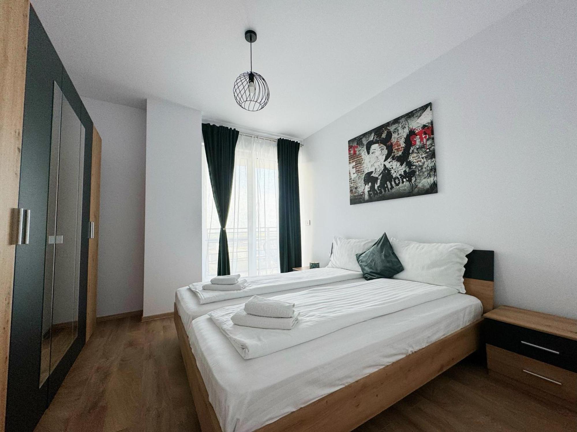 טימישוארה Sunset View Armoniei Apartament מראה חיצוני תמונה